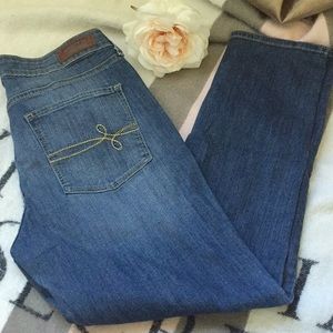 Denizen from Levi’s womens jeans